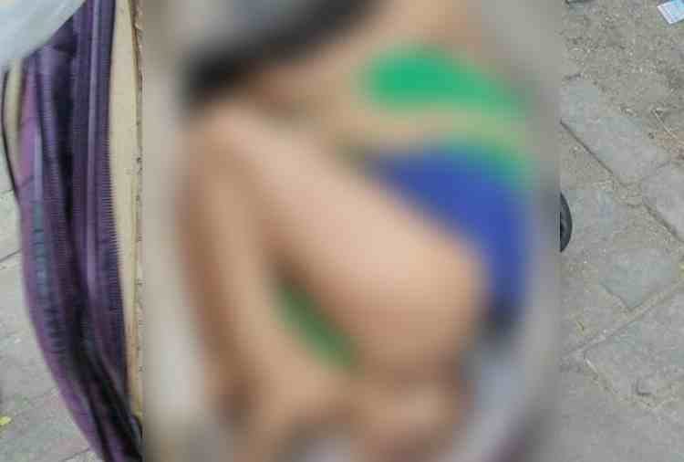 lady and girl child dead body found in suitcase in panipat