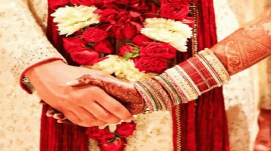 baghpat: by changing religion, married Dalit girl in temple 