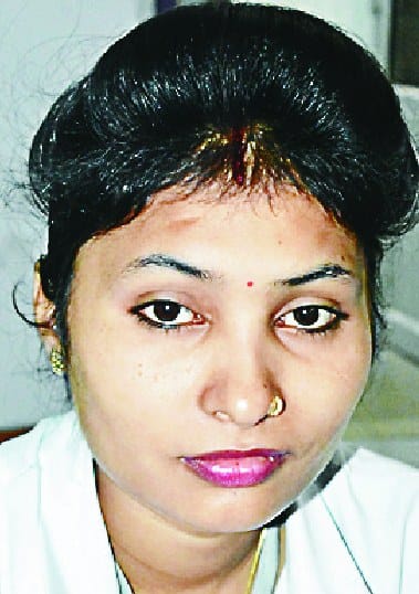 videsho me naam roshan kar rahi meerut ki beti