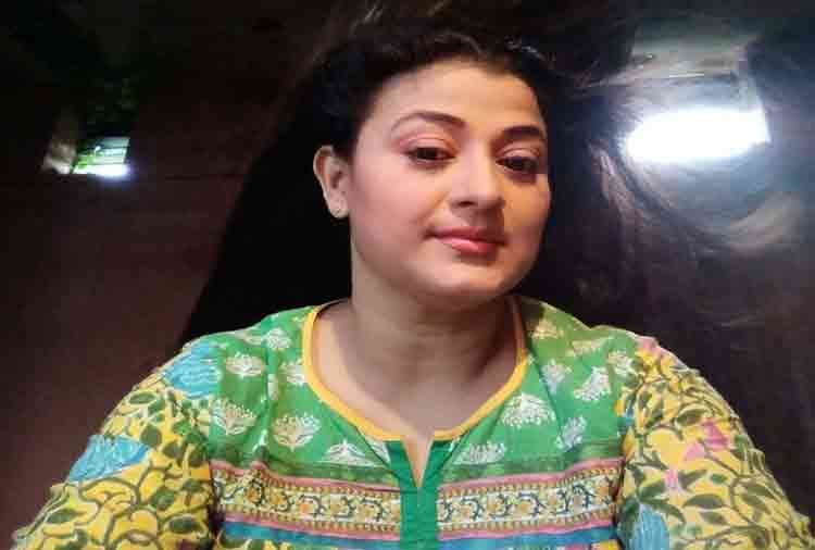 actress usasi misra said that people want to tear my clothes while stage performance