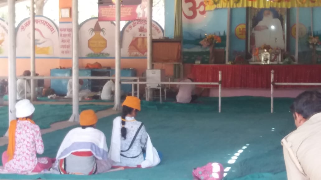 Asaram followers do worship in varanasi ashram