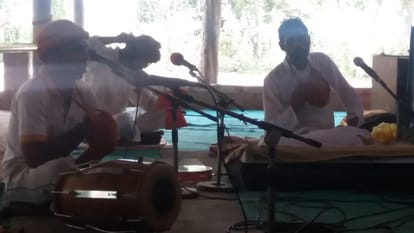 Asaram followers do worship in varanasi ashram