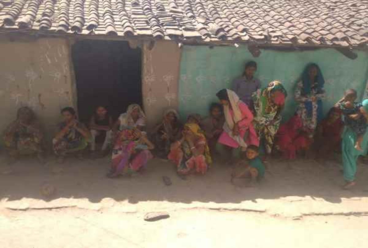 mother killed her one and half years old baby hanging herself 