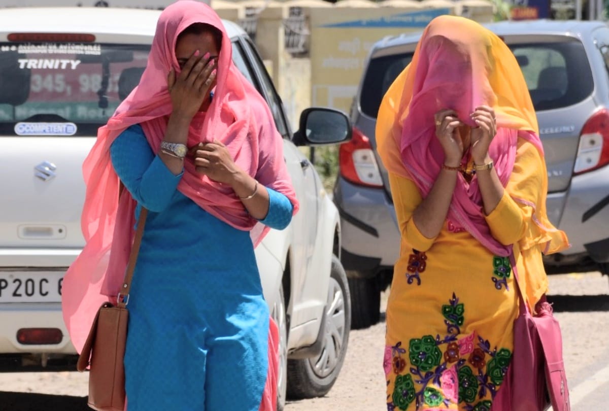 Extreme heat wave feeling in himachal pradesh