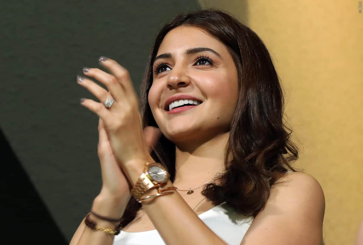 IPL 2018: Angry fans once again blame Anushka Sharma for RCB defeat
