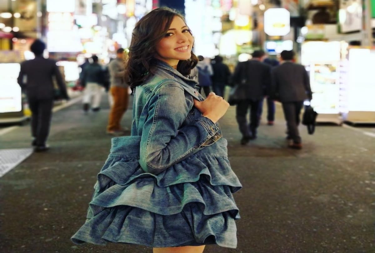 tv serial actor nakul mehta wife is so beautiful see the new bold pics here 