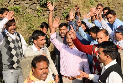 Teacher Beaten up by public for molesting govt school girl in shimla