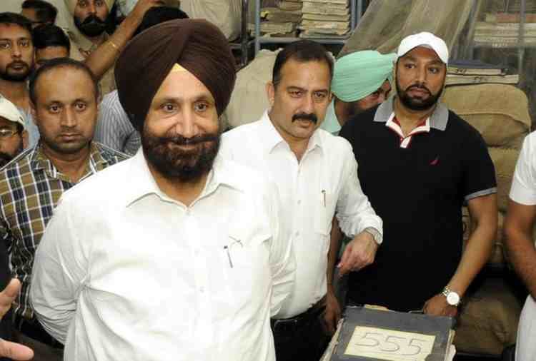 Punjab Jail Minister Sukhjinder Singh Randhawa gets congrats call from jail by prisoners