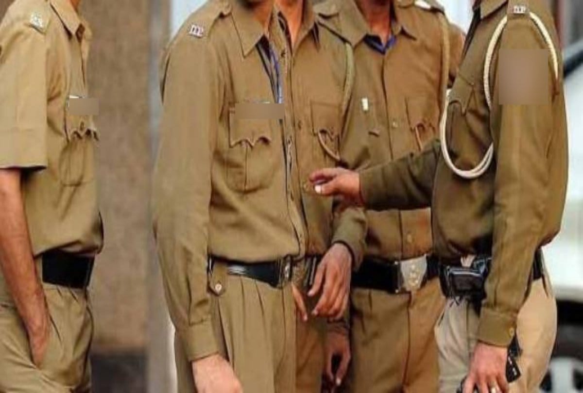 drunkers molested girls in lucknow