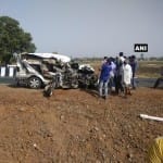 4 dead and 3 critically injured after collision between car and truck in madhya pradesh's guna 