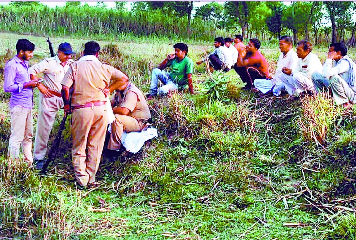 police recovered dead body from Grave