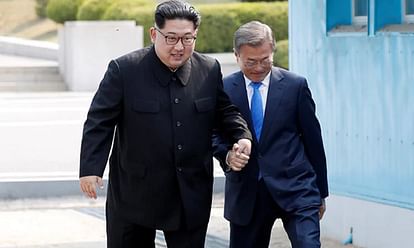north korea leader kim jong un meets south korea president moon jae for inter Korean summit