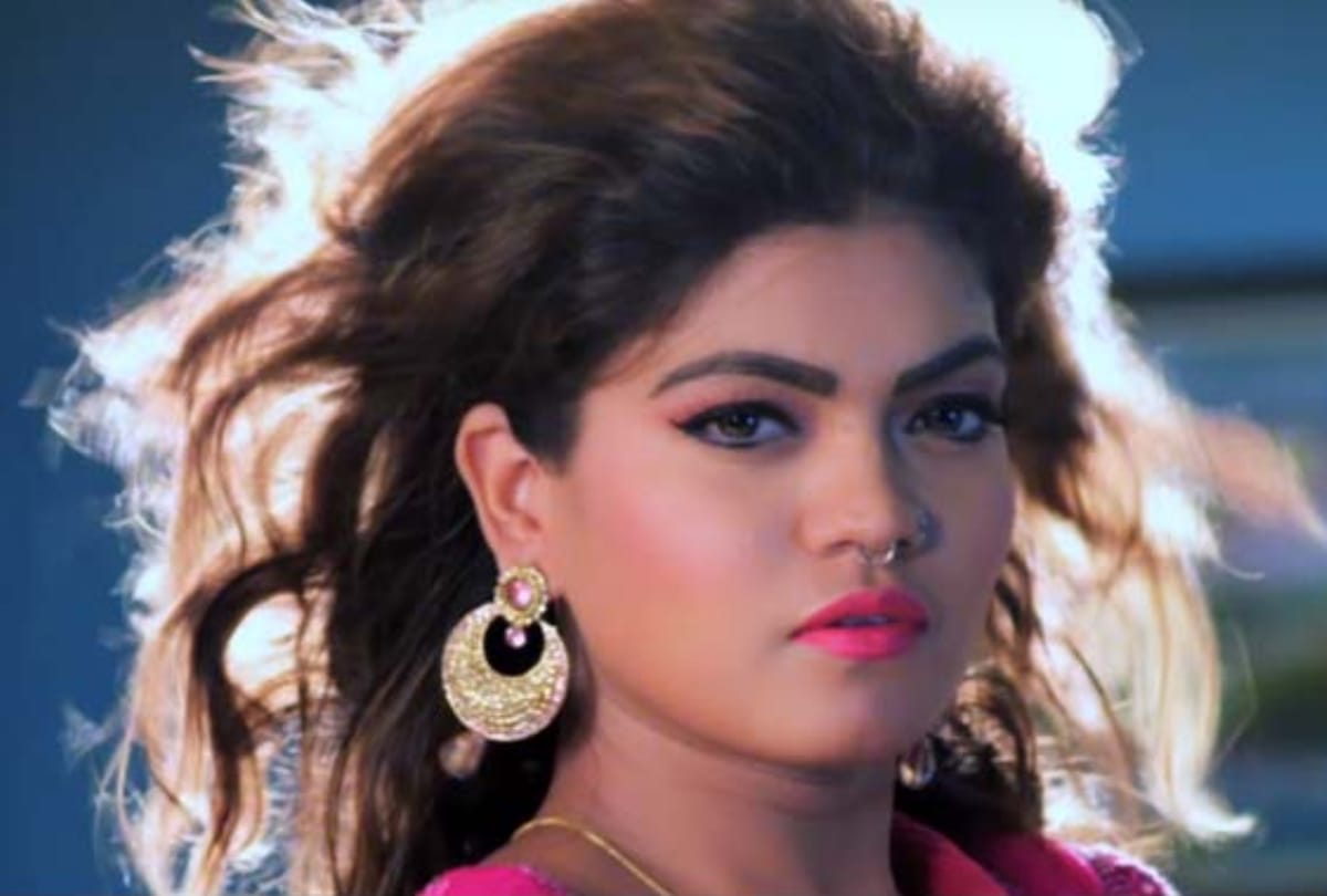 tu cheez badi hai mast bhojpuri version hum cheez badi hai mast is getting viral delhi-ncr
