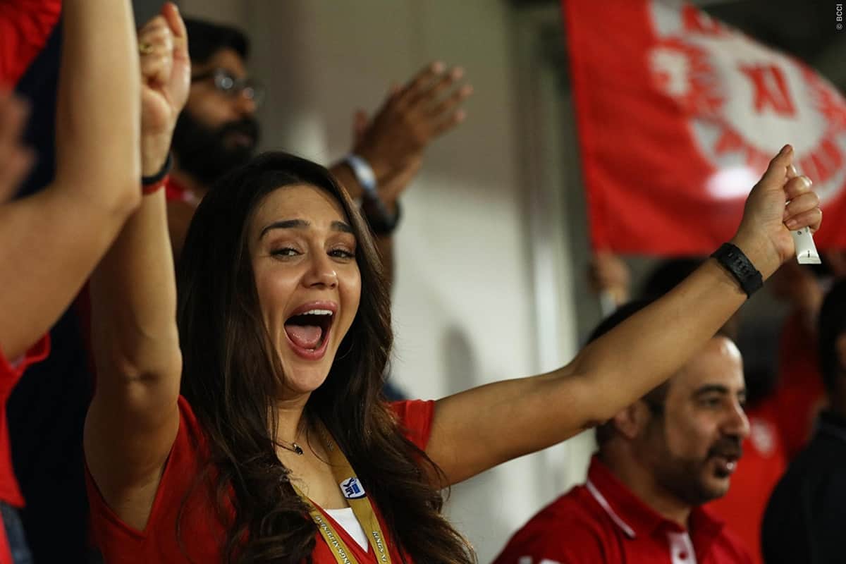 five news of Amitabh Bachchan Preity Zinta Tanhaji The Unsung Warrior song