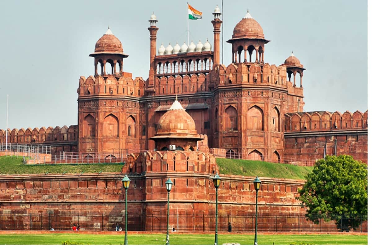 Shahjahan iconic Red Fort in Delhi is now Dalmia Bharat Group