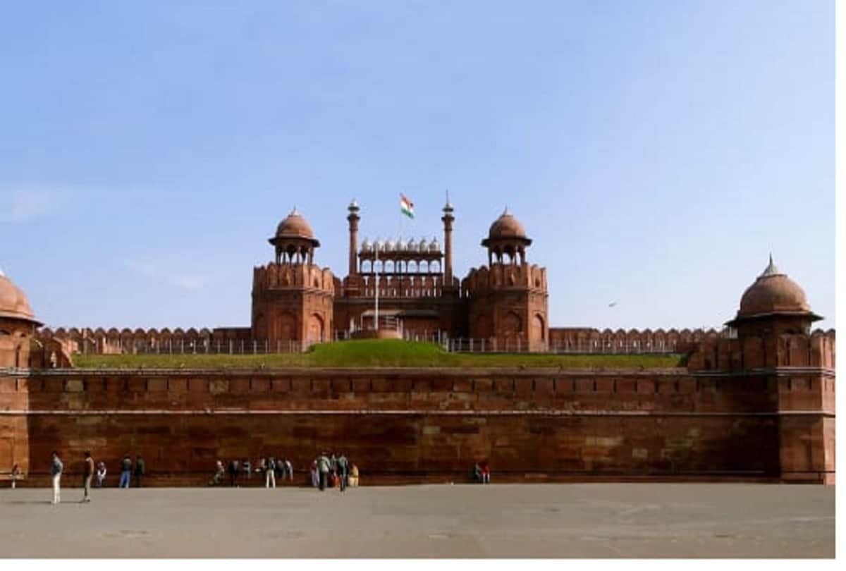 Weight of Red Fort is reduced by 2.5 million kg, know why and how this incident happened
