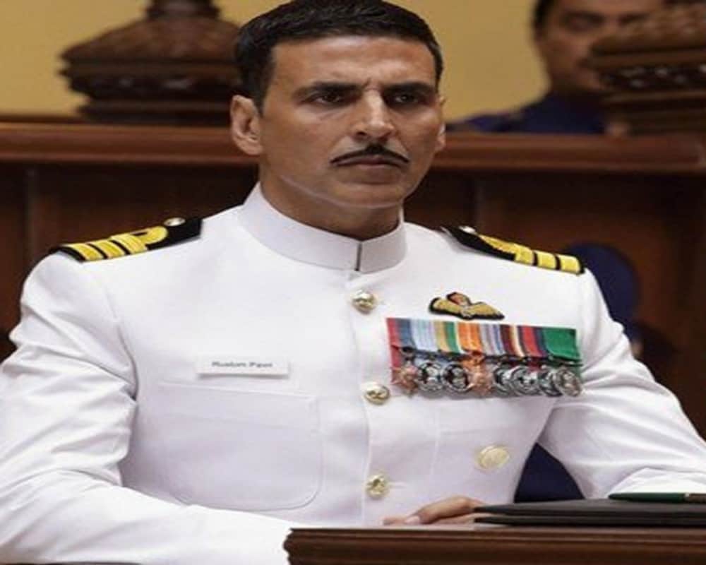 akshay kumar film rustom navy officer uniform auctioned price goes upto 2.5 crore within 24 hours