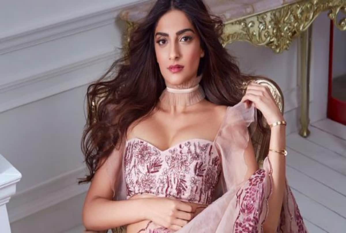 Sonam Kapoor Reply On Her Pakistani Followers And Muslims Will Win Your Heart