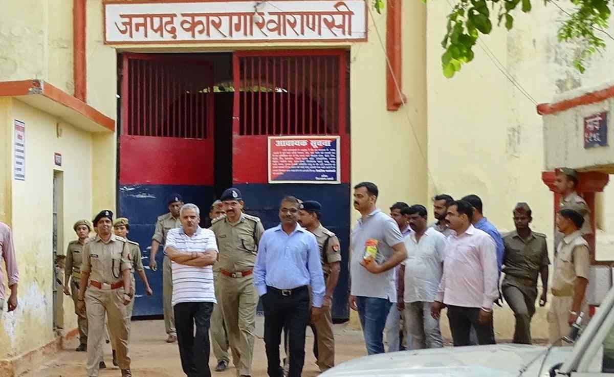 DM and SP raid in district jail at varanasi