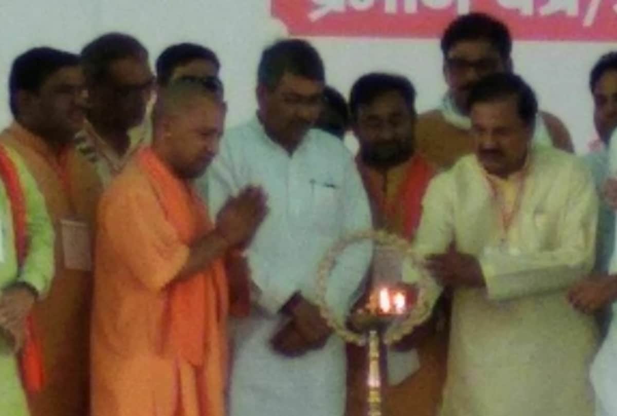 cm yogi adityanath reached bulandshaher, samajwadi party leader majid ghazi arrested