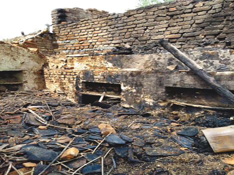 Households of millions of ashes from fire in three houses