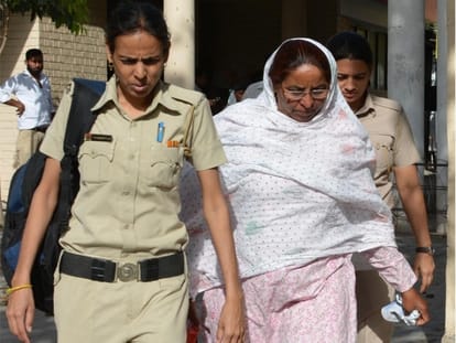 child abusing, sexual harassment, prostitution in apna ghar rohtak