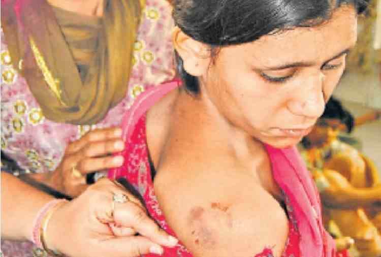 child abusing, sexual harassment, prostitution in apna ghar rohtak