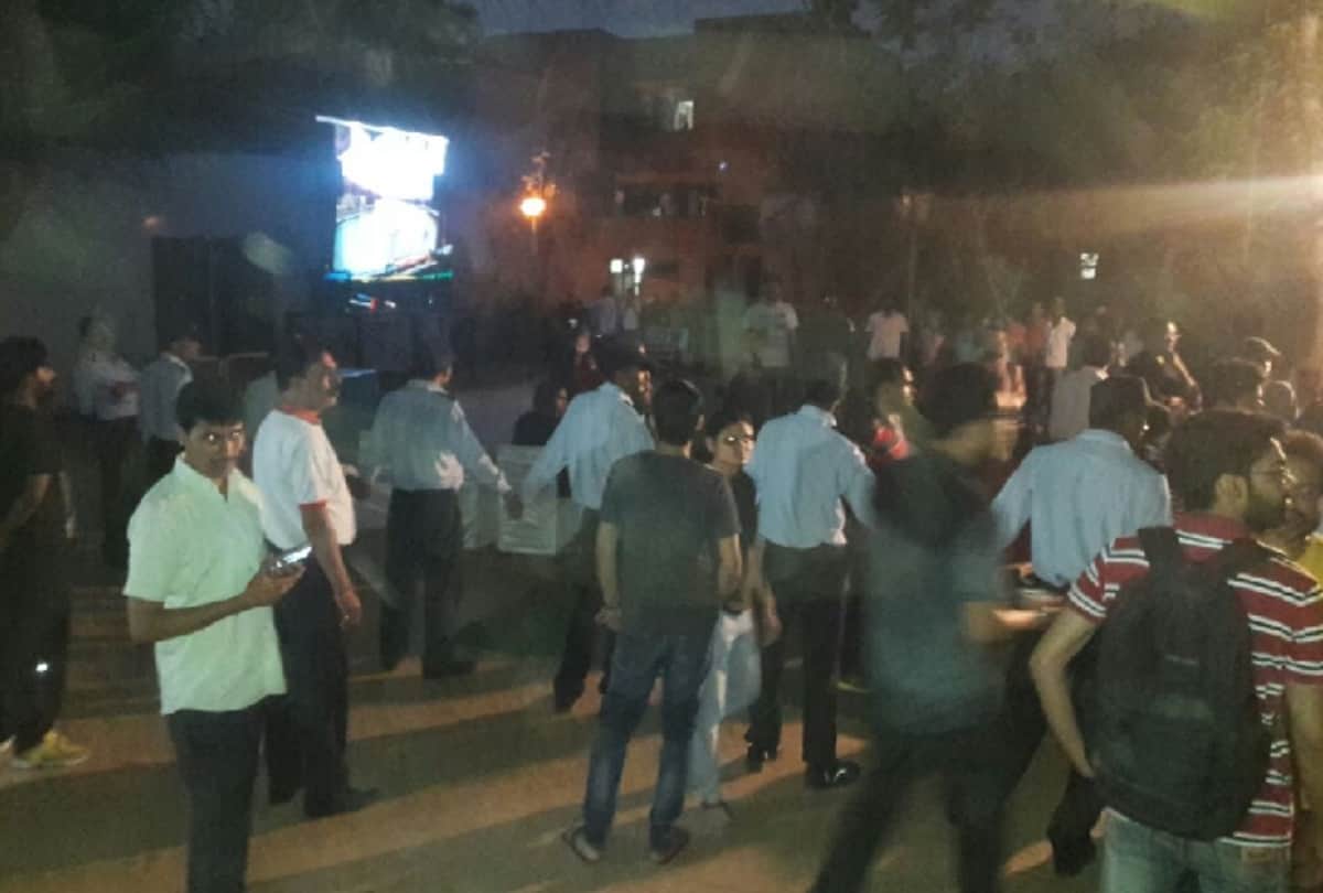 two jnu student wings clash in campus on screening of a film based on love jihad