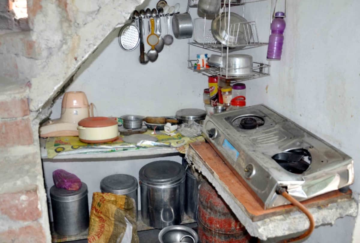 rape accused maulvi home vandalized by hindu organisations in ghaziabad