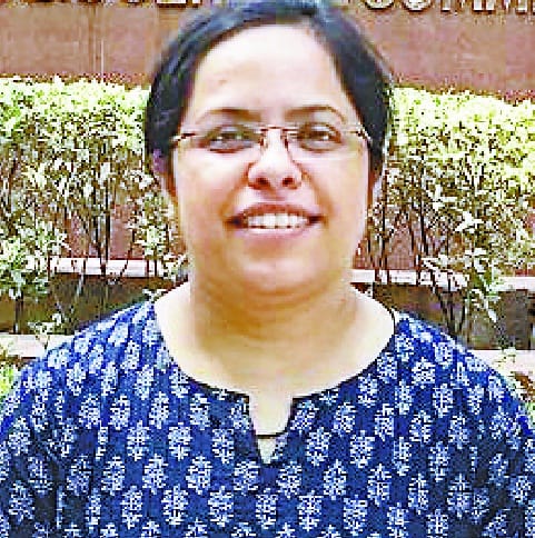Sanjana of Boragaon created history by passing the Civil Services Examination
