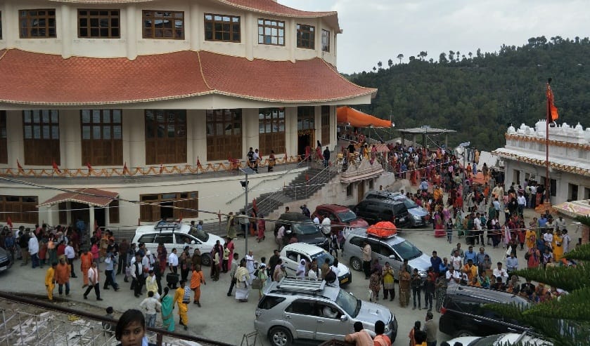 By taking Ram's name, Bhav Sagar will cross: Murari Bapu