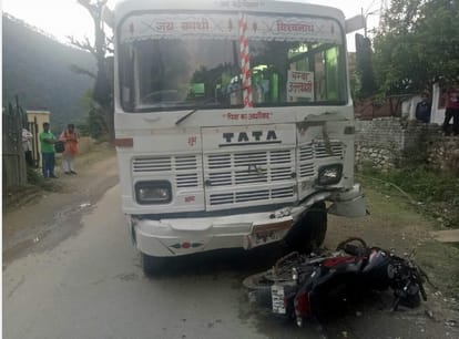 Accident on gangotri highway veterinary doctor and three other killed