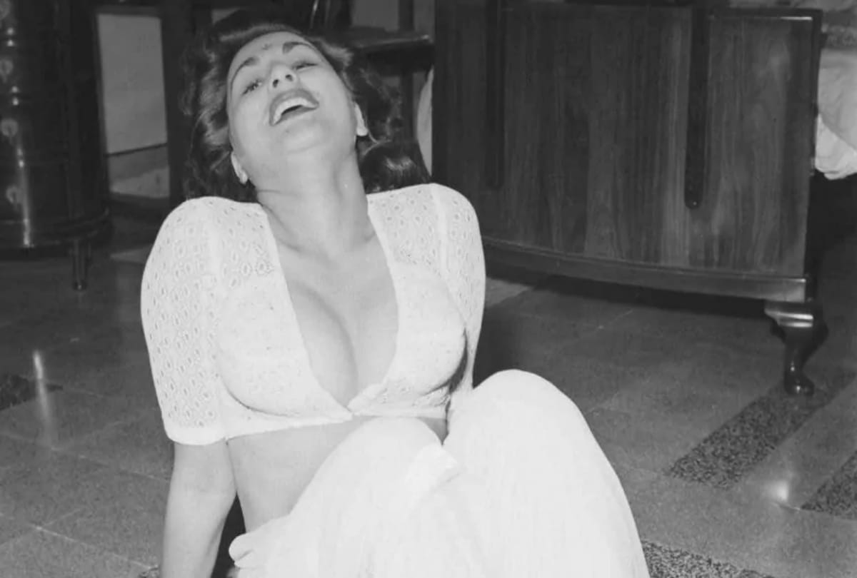 begum para famous 50's bold photoshoot see the pics
