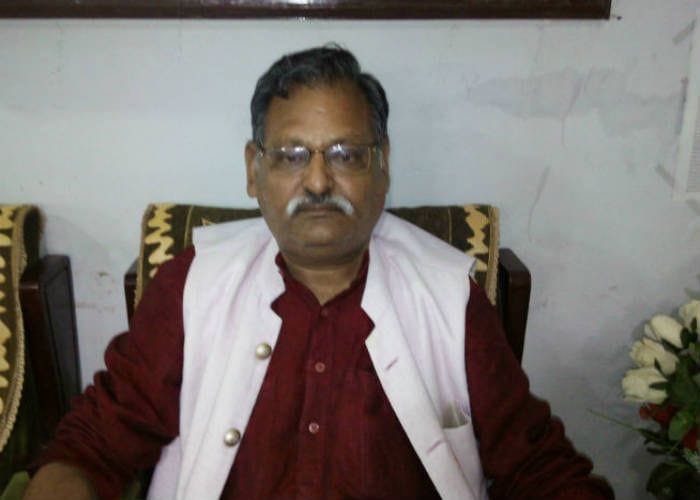 mla jagan prasad garg angry with officers s of municipal corporation agra 