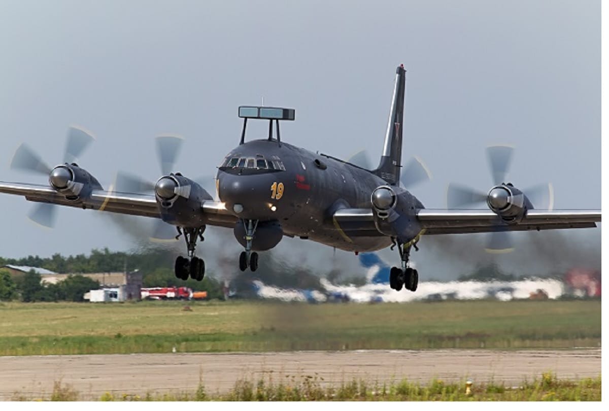 Indian Navy fighter plane carry emergency landing in Moscow