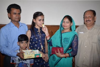 hapur: kajal and siddharth ranked 8th in all up and both topped in district