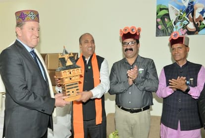 cm jairam thakur on a visit to kullu manali