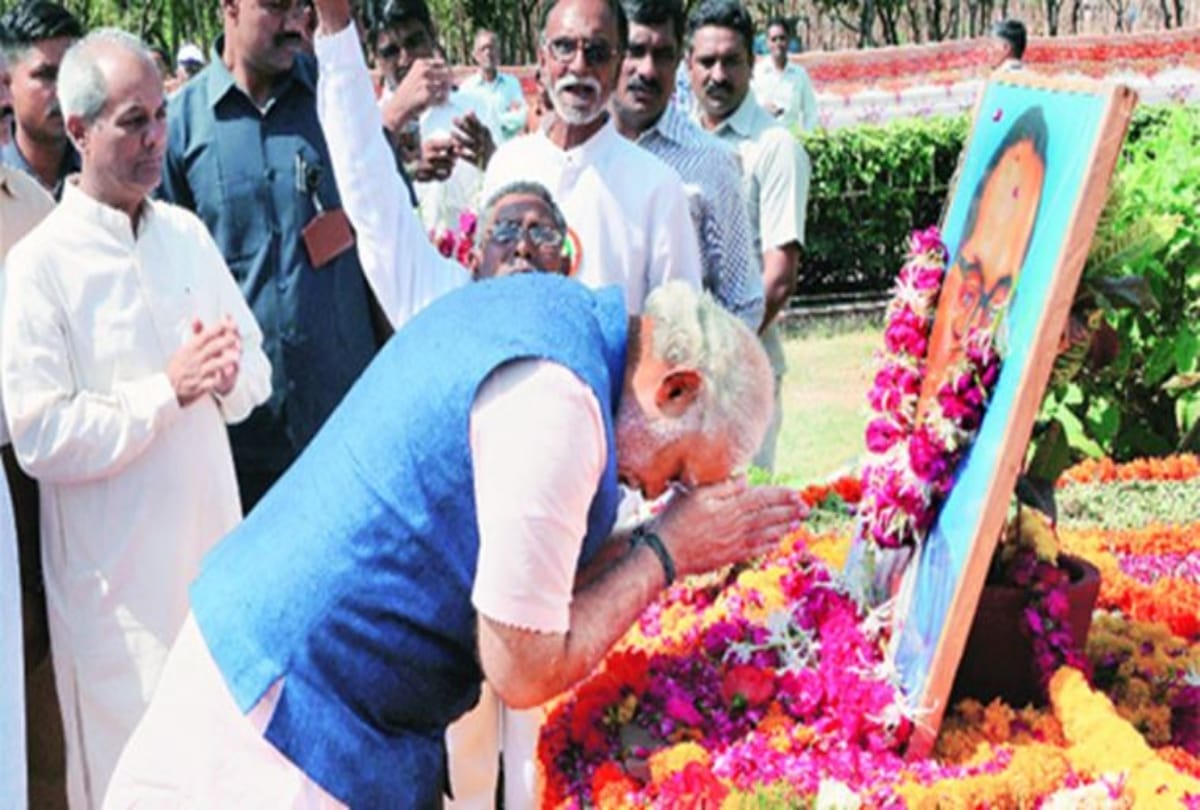 Gujarat Speaker Said, Lord Krishna was an OBC who made God by Rishi Sandipani