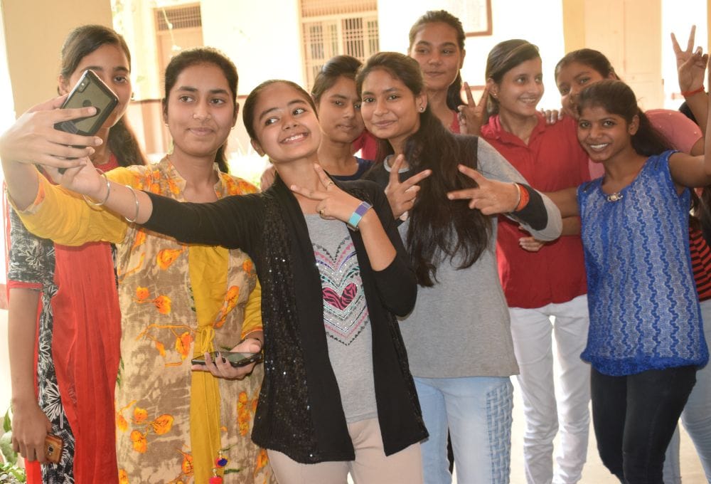 agra up board result released 