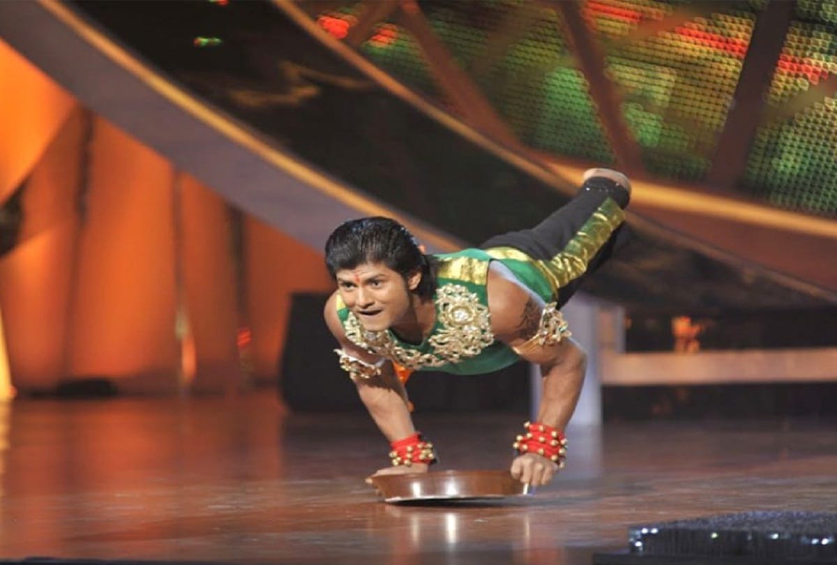 handicap dancer Vinod Thakur of Nach Baliye fame admitted to icu