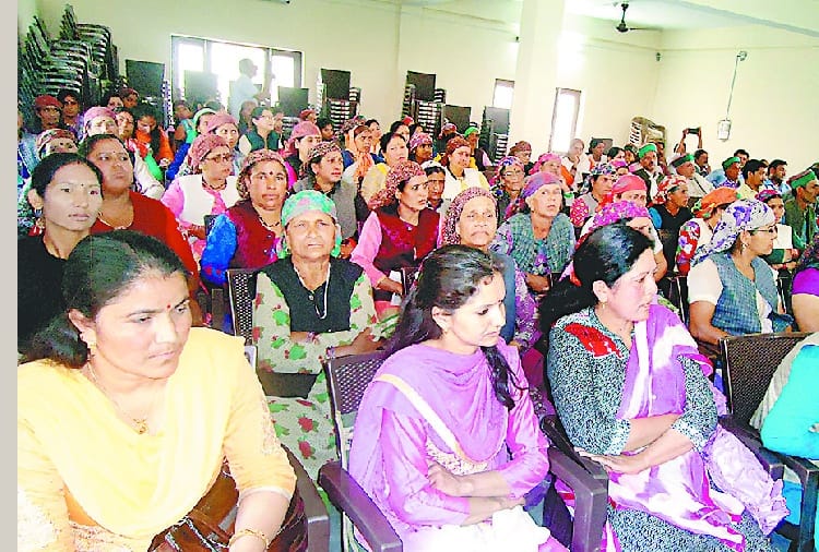 आयुष्मान योजना में गरीब परिवार को मिलेगा पांच लाख का स्वास्थ्य बीमा