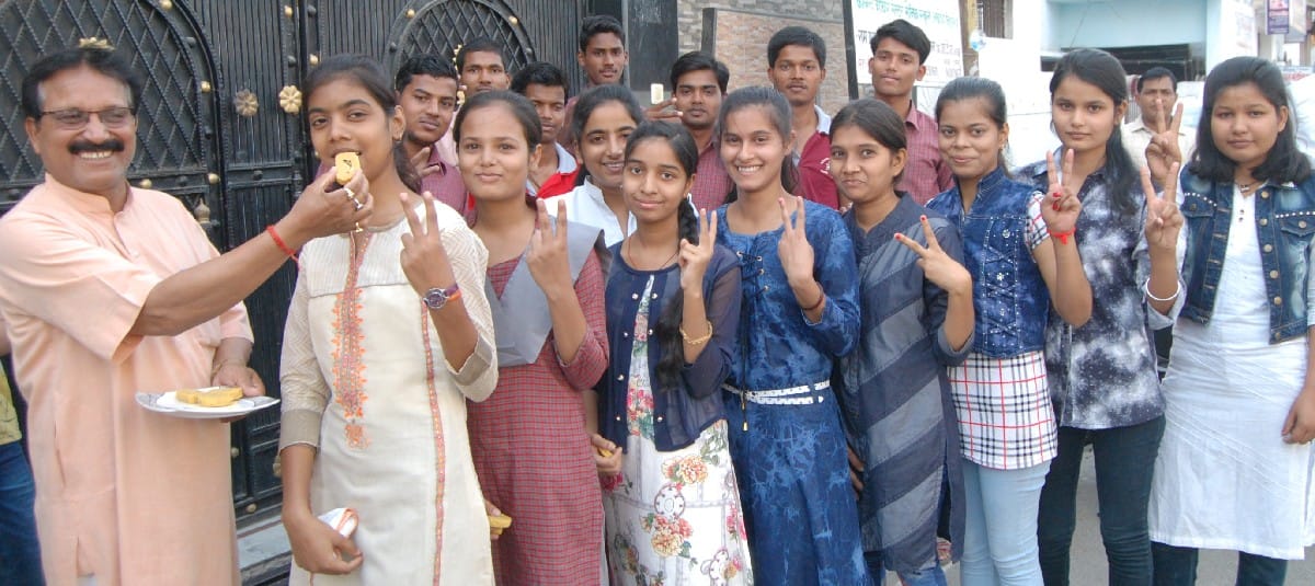 intermediate shivshankar and high school khusbhu tooper