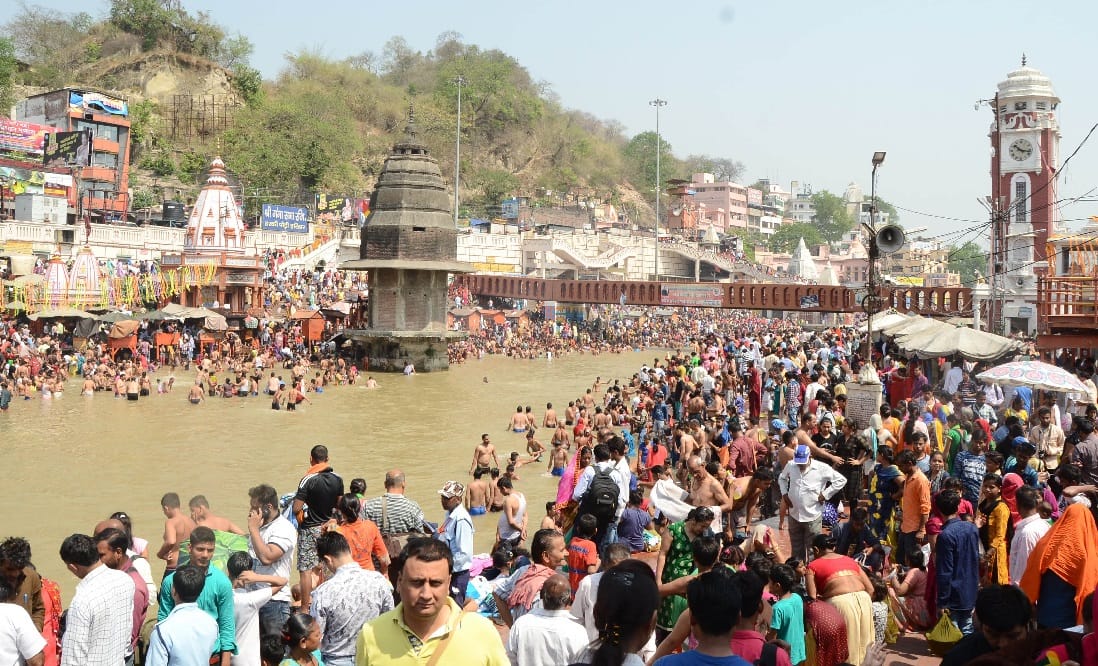 Buddha purnima 2018 ganga snan photos from haridwar, Dehradun