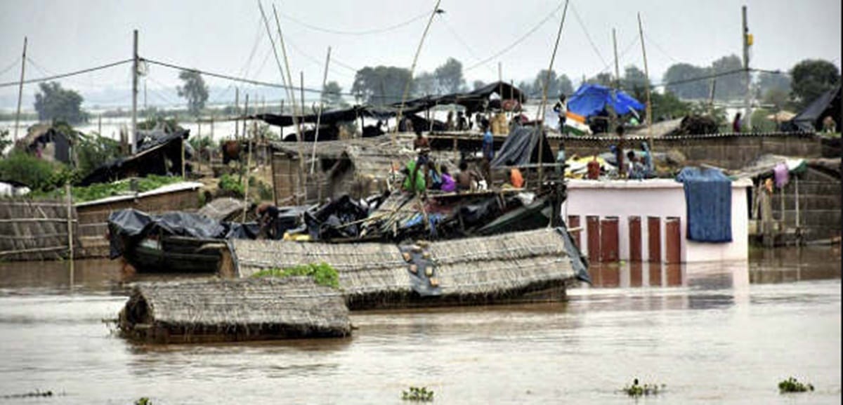 11 people died in eastern Bihar in the last 24 hours due to lightning and heavy storm