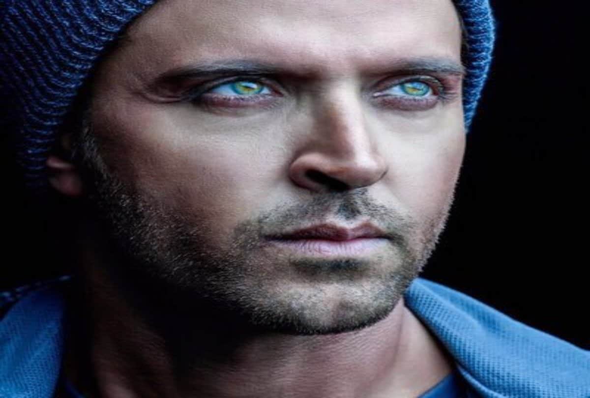 Hrithik Roshan shared on social media a throwback photo clicked in the year 1982  
