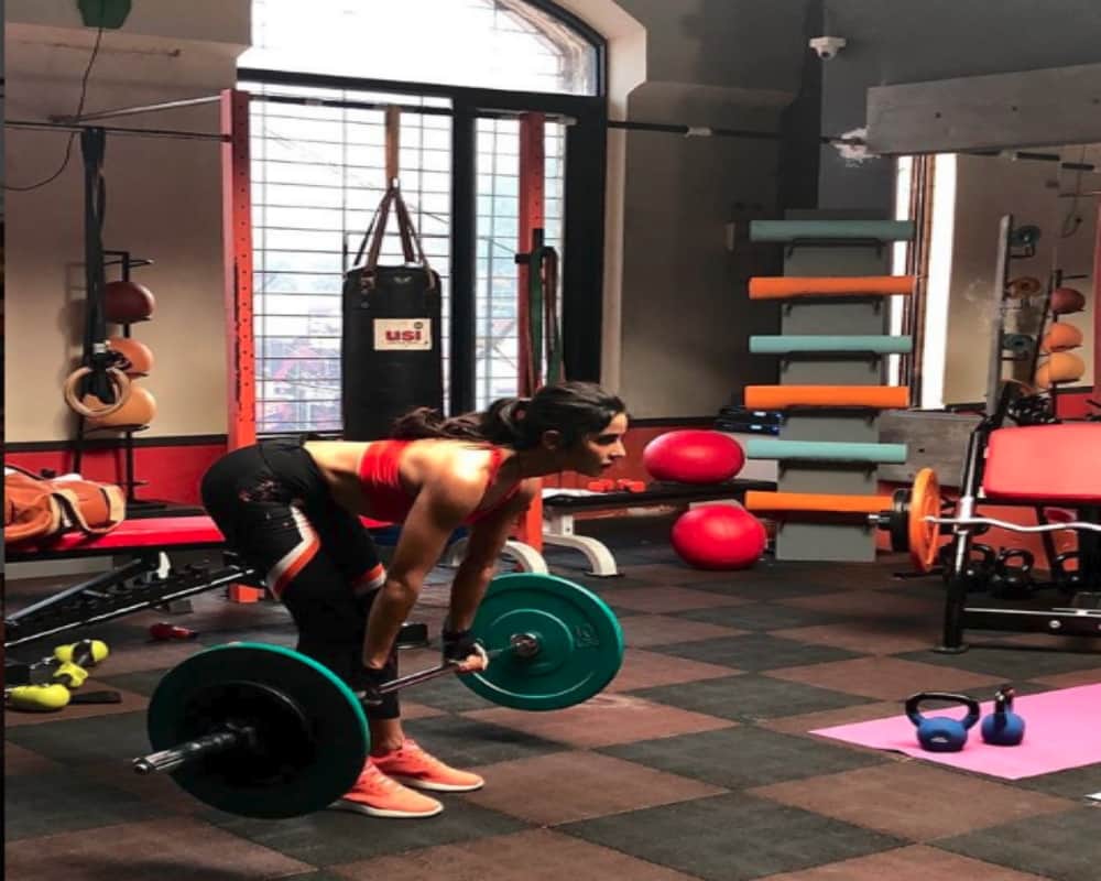 katrina kaif shares picture saying bye bye to yasmin karachiwala gym 