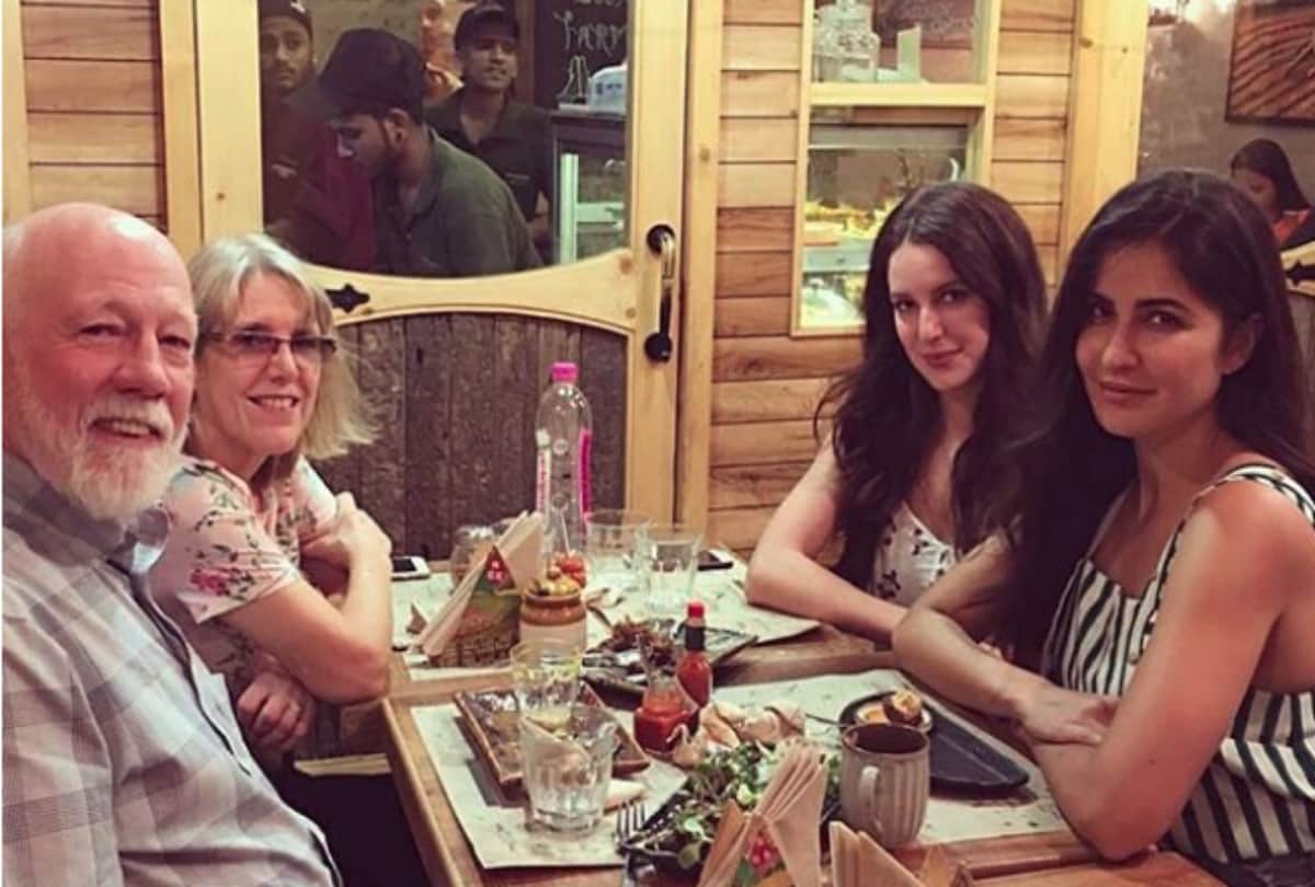 Katrina Kaif spotted with sister Isabella and parents in Bandra restaurant 
