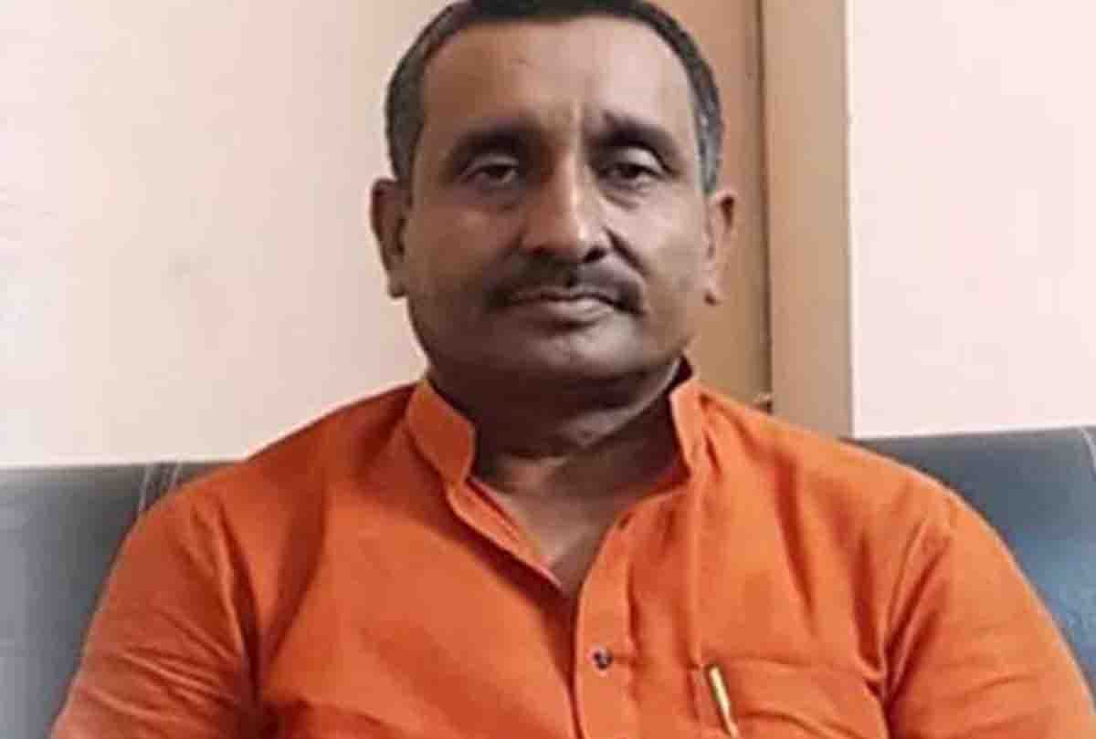 Accusation of threatening witnesses over  kuldeep sengar's brother Manoj Sengar