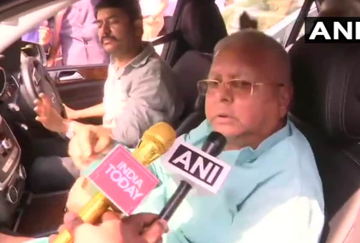 lalu yadav gets fully well dressed to meet rahul gandhi and after his departure aiims discharge lalu