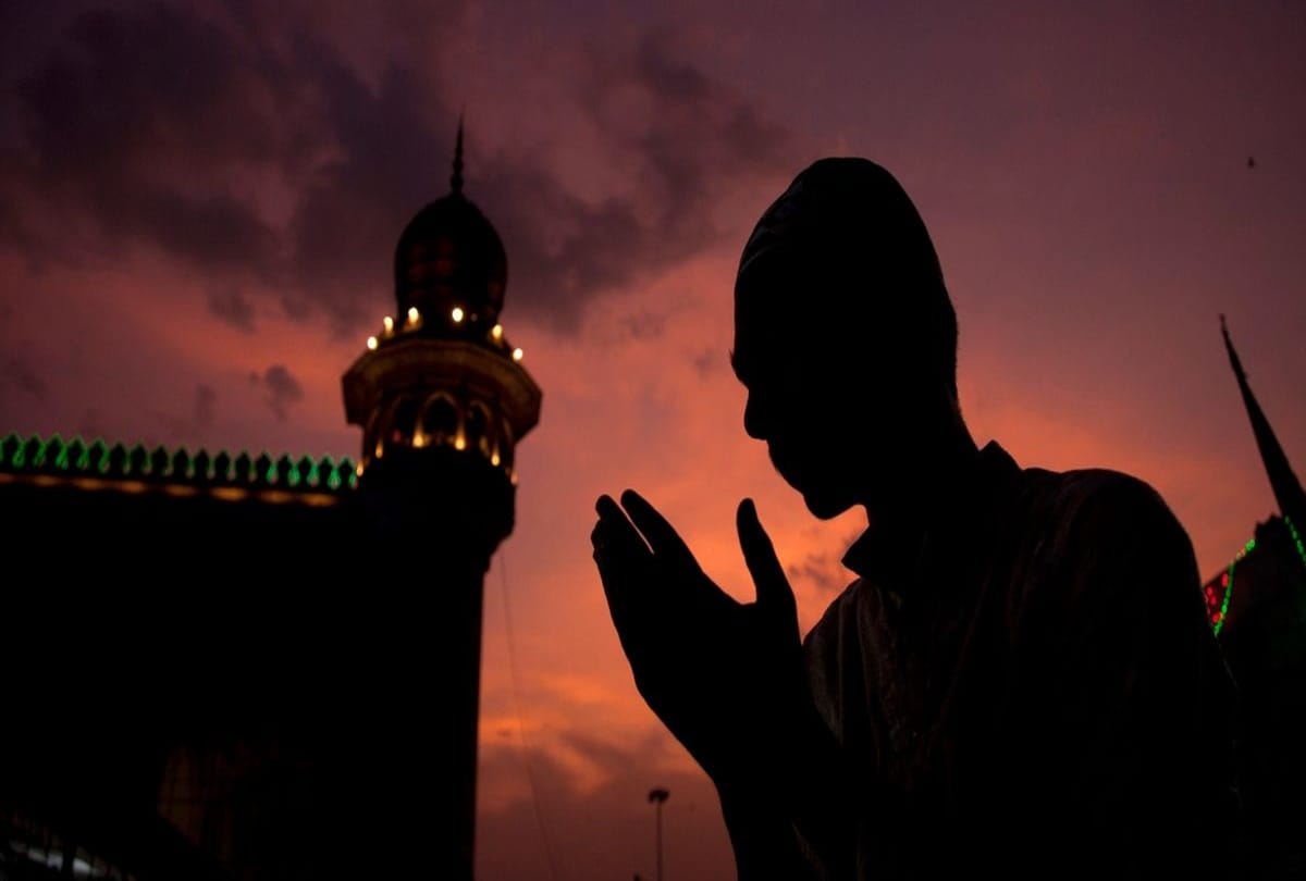 Eid-Ul-Fitr Is A Beautiful Gift From Almighty Allah After Ramadan